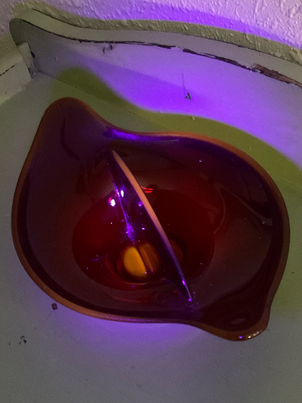 VIKING glass Divided epic red. Cadmium